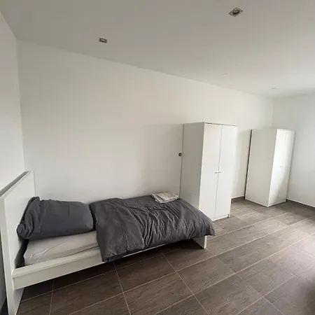 Fully Furnished In & Quiet